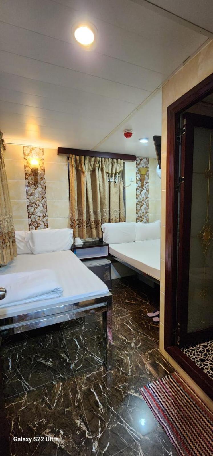 Ranjeet Guest House Hong Kong Exterior photo